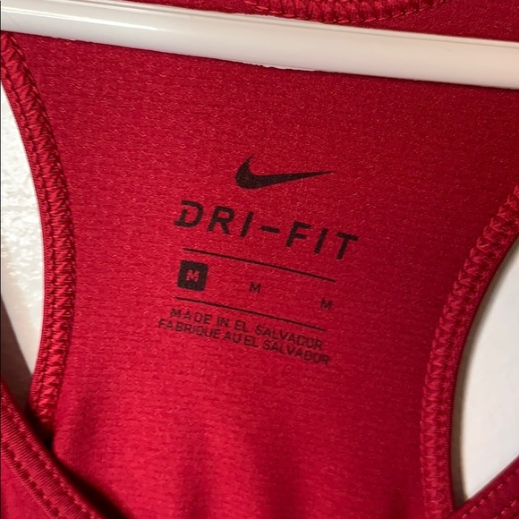 Nike sports tank - Picture 3 of 5